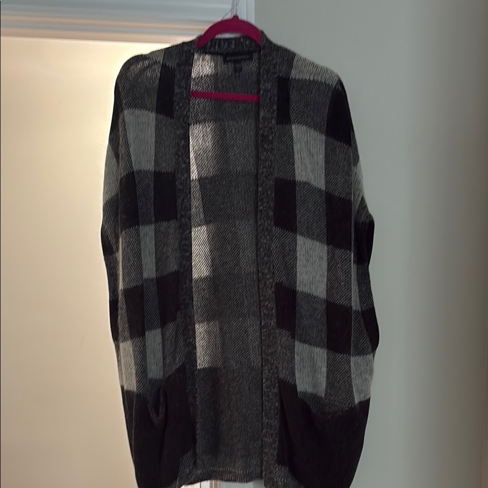 Black and Gray Checkered Women’s Sweater